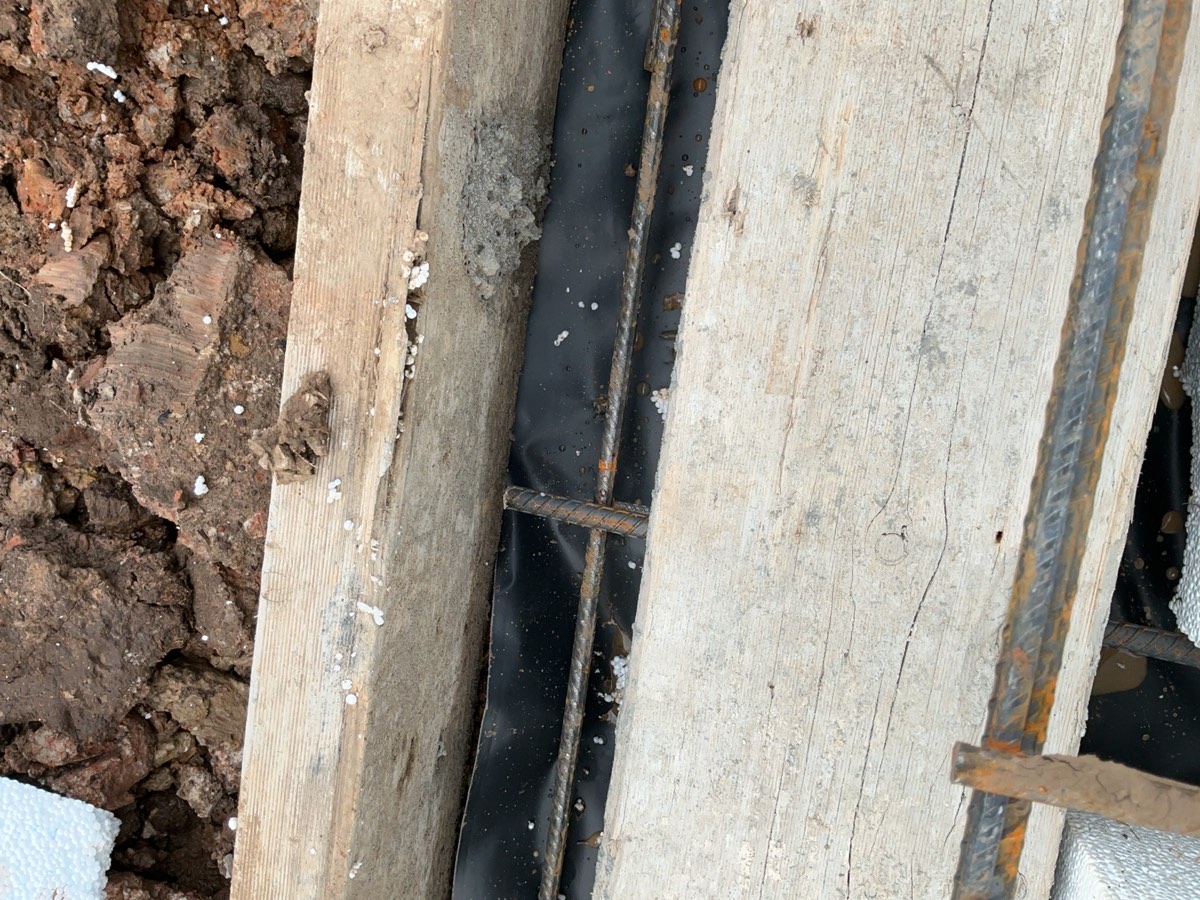 Insufficient concrete cover, recorded during a slab pre-pour inspection in Austral